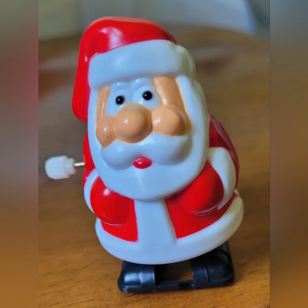 Wind-up plastic christmas Santa train set & walking Santa Claus-14 pcs.
